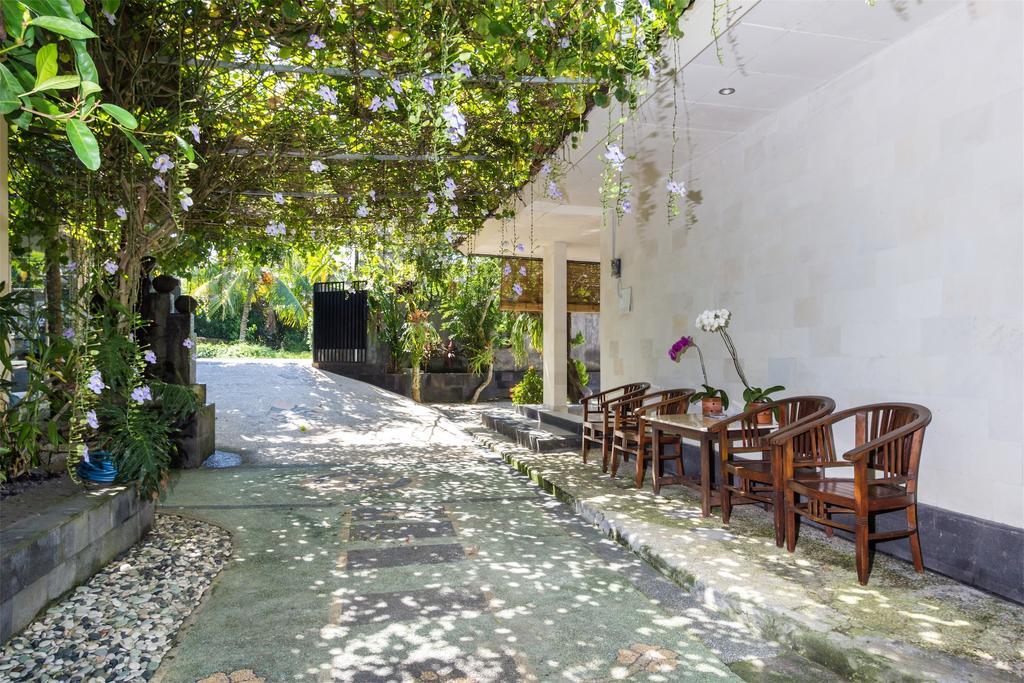 M.A Home Stay Nusa Dua  Buitenkant foto