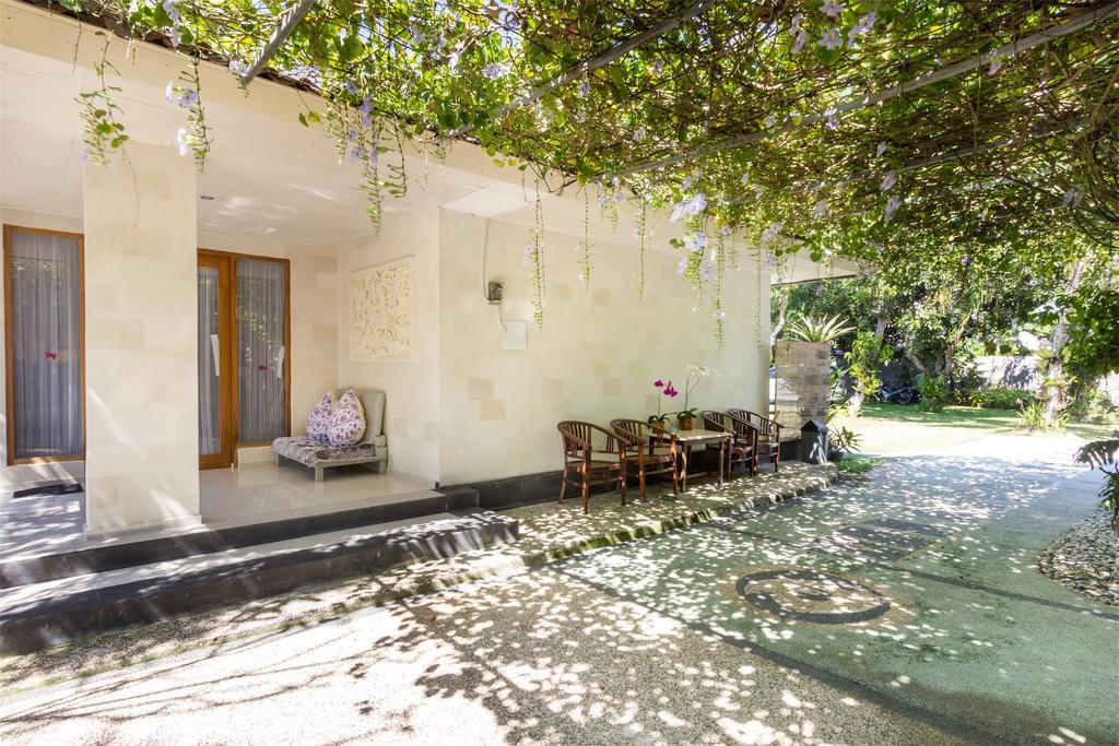 M.A Home Stay Nusa Dua  Buitenkant foto