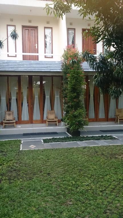 M.A Home Stay Nusa Dua  Buitenkant foto
