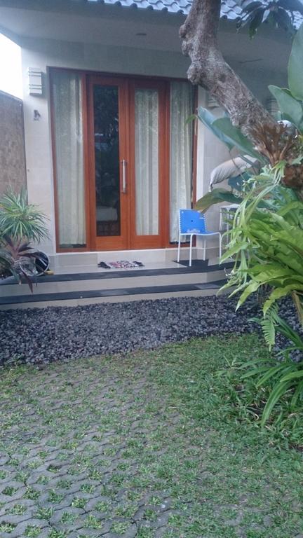 M.A Home Stay Nusa Dua  Buitenkant foto